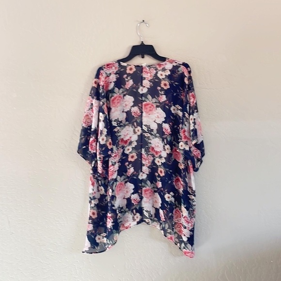 Floral‎ Kimono Cardigan - Picture 5 of 8